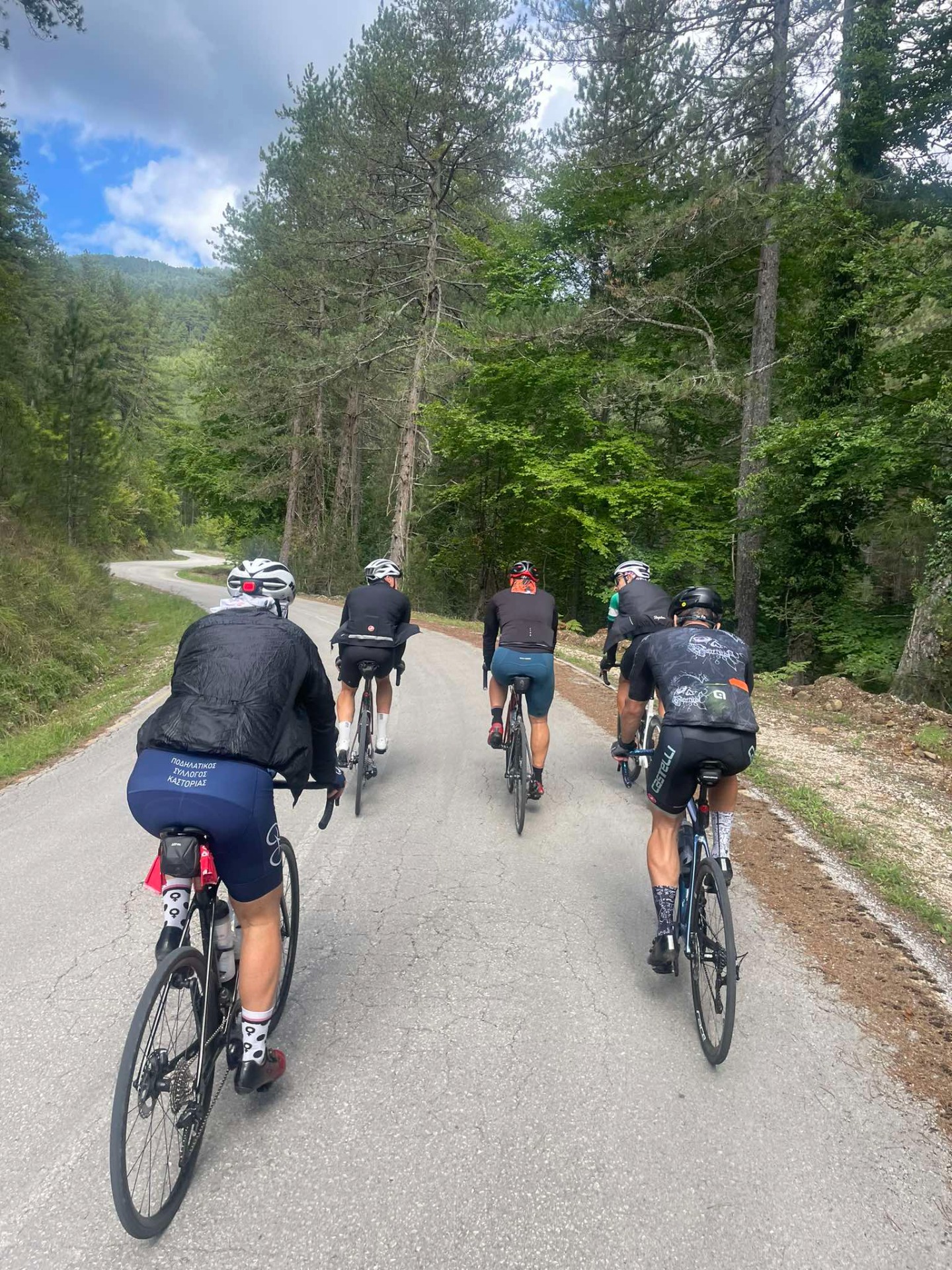 Ανάβαση προς λίμνη Αώου...απλά μαγεία